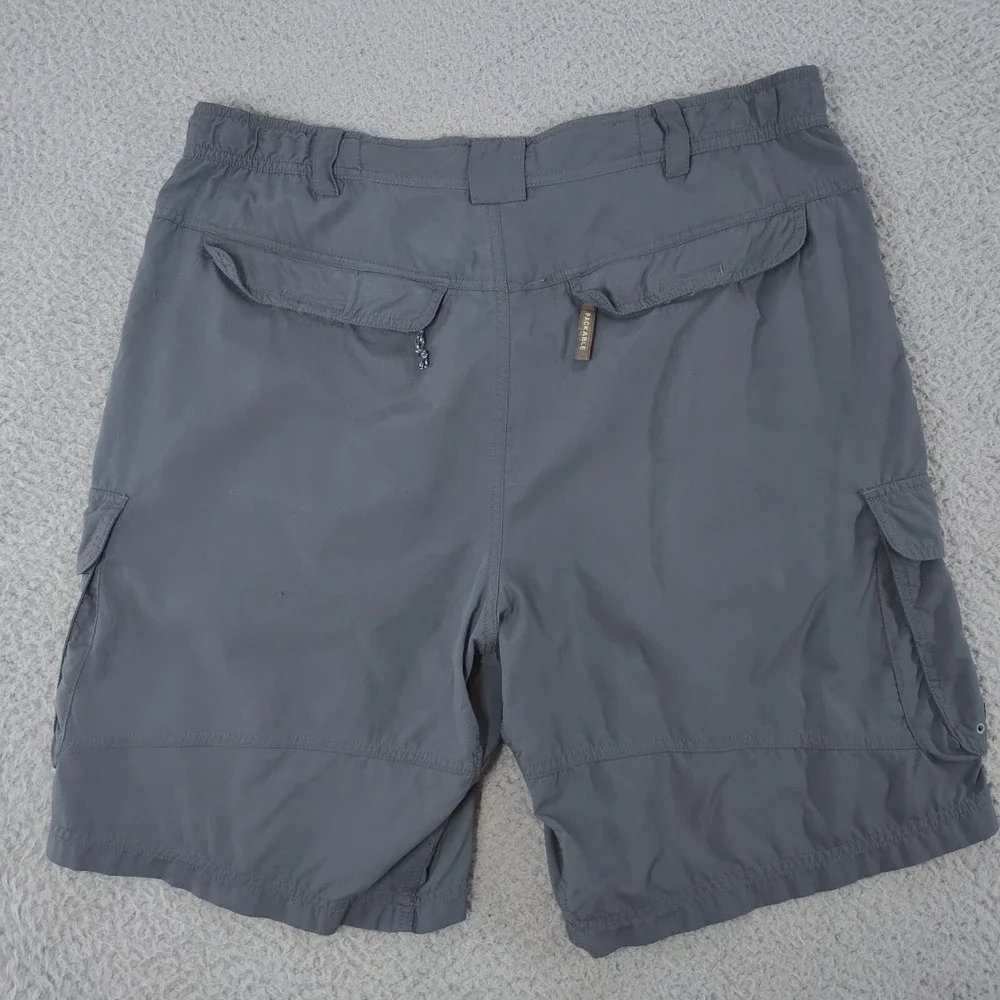 Vintage Columbia Shorts Mens M Gray GRT Omni Dry Cargo Pockets Packable Trekking